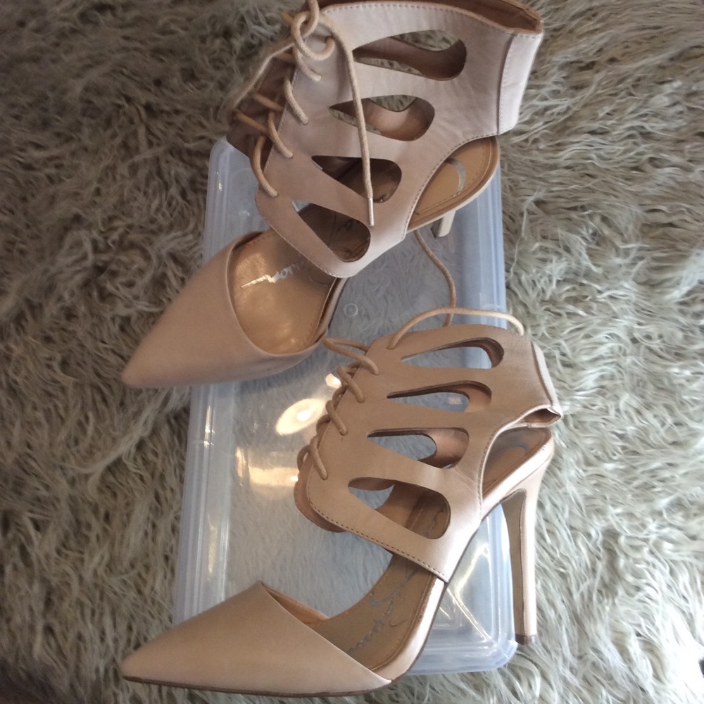 Jessica Simpson heels
